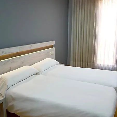 Alda Centro 2* اوفيدو